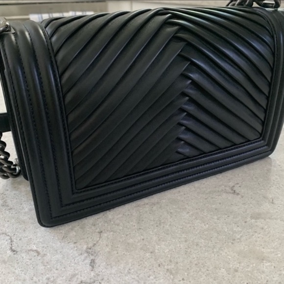 Chanel Boy handbag - Picture 2 of 7